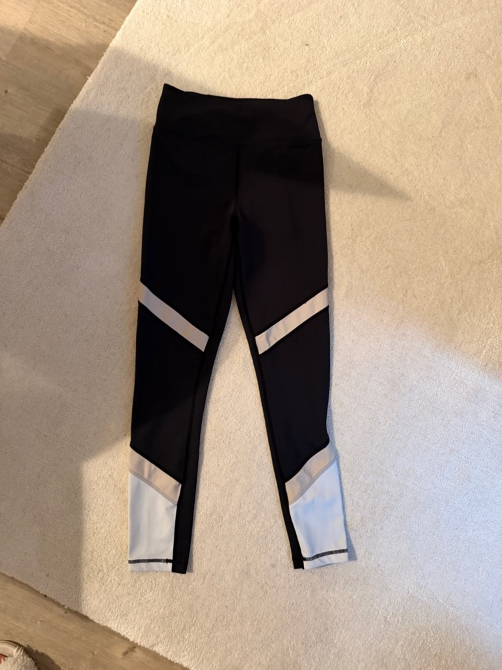 High-Waist Black Leggings with White Chevron Panels